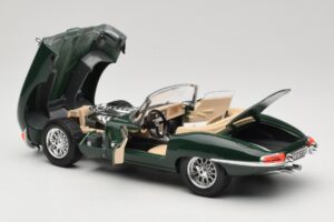 Jaguar E-Type Series 1 Roadster Zelený Bburago 1:18 3016-M1 Kov – obrázek 5 z 8