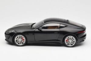 Jaguar F-Type R X152 Matně Černý AUTOart 1:18 73652 Kompozit – obrázek 4 z 8