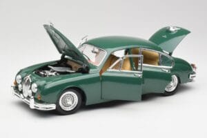 Jaguar Mk II British Racing Zelený Maisto 1:18 50287 Kov – obrázek 2 z 8
