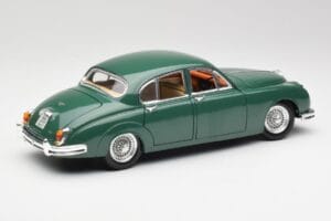 Jaguar Mk II British Racing Zelený Maisto 1:18 50287 Kov – obrázek 3 z 8