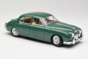 Jaguar Mk II British Racing Zelený Maisto 1:18 50287 Kov – obrázek 6 z 8