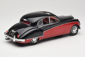 Jaguar Mk VIII Černý & Tmavě Červený BoS Models 1:18 BOS408 Pryskyřice – obrázek 2 z 6