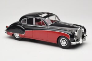 Jaguar Mk VIII Černý & Tmavě Červený BoS Models 1:18 BOS408 Pryskyřice – obrázek 4 z 6
