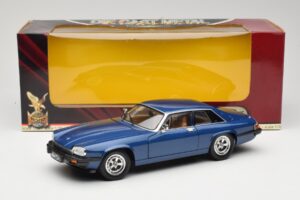 Jaguar XJ-S Modrý Road Signature 1:18 92658 Kov – obrázek 8 z 8