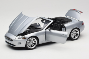 Jaguar XK X150 Kabriolet Stříbrný Minichamps 1:18 153130533 Kov – obrázek 2 z 8