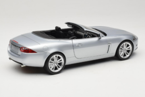 Jaguar XK X150 Kabriolet Stříbrný Minichamps 1:18 150130531 Kov – obrázek 3 z 8