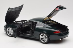 Jaguar XK X150 Coupe Zelený Minichamps 1:18 150130501 Kov – obrázek 5 z 8