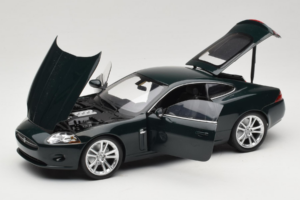 Jaguar XK X150 Zelený Minichamps 1:18 150130500 Kov – obrázek 2 z 8