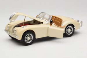Jaguar XK120 Bílý Eduscho 1:18 7482-1HTH Kov – obrázek 2 z 8