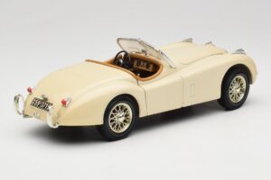 Jaguar XK120 Bílý Eduscho 1:18 7482-1HTH Kov – obrázek 3 z 8