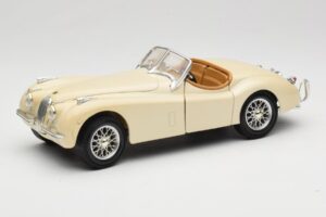 Jaguar XK120 Bílý Eduscho 1:18 7482-1HTH Kov