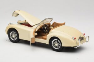 Jaguar XK120 Bílý Eduscho 1:18 7482-1HTH Kov – obrázek 5 z 8