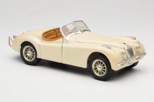 Jaguar XK120 Bílý Eduscho 1:18 7482-1HTH Kov – obrázek 6 z 8