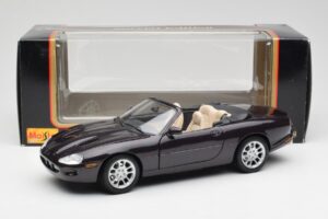 Jaguar XKR X100 Kabriolet Šedý Maisto 1:18 50331 Kov – obrázek 8 z 8