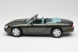 Jaguar XKR X100 Kabriolet Zelený Maisto 1:18 37800-M1 Kov – obrázek 4 z 8
