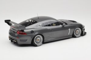 Jaguar XKR GT3 Grey Metallic Minichamps 1:18 150081390 Kov – obrázek 2 z 6