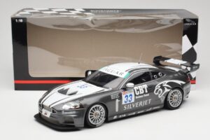 Jaguar XKR GT3 Quaife #33 P. Hall FIA GT3 Championship 2008 Minichamps 1:18 150081333 Kov – obrázek 6 z 6