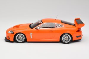 Jaguar XKR GT3 Racing Orange Minichamps 1:18 150081391 Kov – obrázek 3 z 6