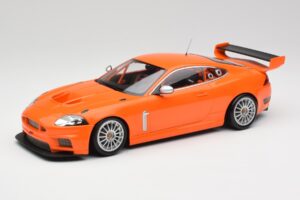 Jaguar XKR GT3 Racing Orange Minichamps 1:18 150081391 Kov