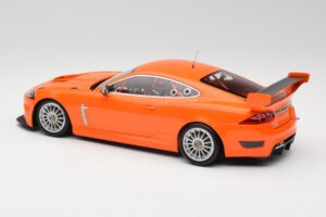 Jaguar XKR GT3 Racing Orange Minichamps 1:18 150081391 Kov – obrázek 5 z 6