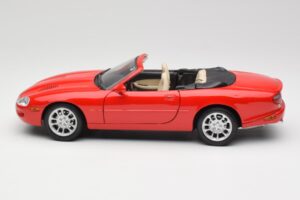 Jaguar XKR X100 Červený Maisto 1:18 50330 Kov – obrázek 4 z 8