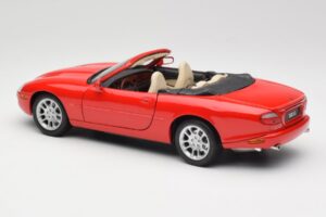 Jaguar XKR X100 Červený Maisto 1:18 50330 Kov – obrázek 7 z 8