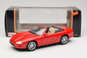 Jaguar XKR X100 Červený Maisto 1:18 50330 Kov – obrázek 8 z 8