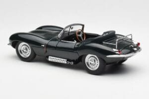 Jaguar XKSS Steve McQueen Personal Car AUTOart 1:18 73526 Kov – obrázek 7 z 8