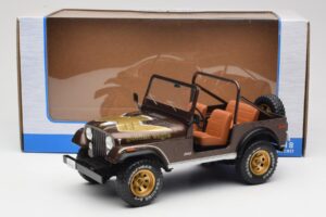 Jeep CJ-7 Golden Eagle Zelený MCG 1:18 MCG18109 Kov – obrázek 6 z 6