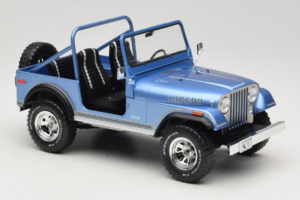 Jeep CJ-7 Laredo Modrý MCG 1:18 MCG18553 Kov – obrázek 4 z 6