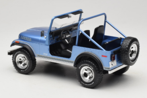 Jeep CJ-7 Laredo Modrý MCG 1:18 MCG18553 Kov – obrázek 5 z 6