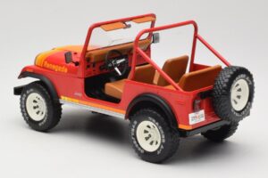 Jeep CJ-7 Renegade Červený MCG 1:18 MCG18110 Kov – obrázek 5 z 6