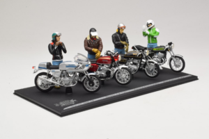 Joe Bar Team Kolekce s Figurkami Solido 1:18 5008 Kov – obrázek 2 z 4