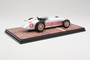Watson Roadster #8 P. Flaherty John Zink Racing Indianapolis 500 Winner 1956 Carousel 1 1:18 143000 Kov – obrázek 3 z 6