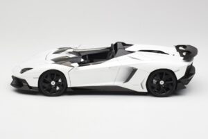 Lamborghini Aventador J Bílý AUTOart 1:18 74674 Kov – obrázek 4 z 8