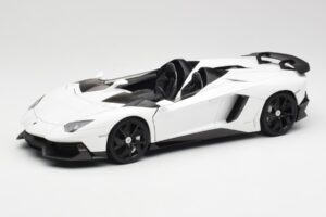 Lamborghini Aventador J Bílý AUTOart 1:18 74674 Kov