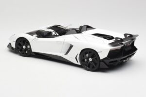 Lamborghini Aventador J Bílý AUTOart 1:18 74674 Kov – obrázek 7 z 8