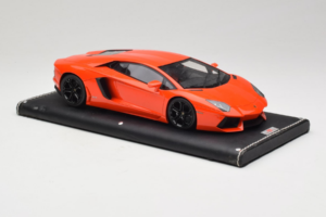Lamborghini Aventador Oranžový MR Collection 1:18 LAMB064 Pryskyřice – obrázek 4 z 6