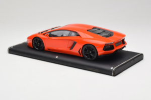 Lamborghini Aventador Oranžový MR Collection 1:18 LAMB064 Pryskyřice – obrázek 5 z 6
