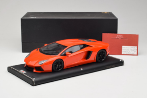 Lamborghini Aventador Oranžový MR Collection 1:18 LAMB064 Pryskyřice – obrázek 6 z 6