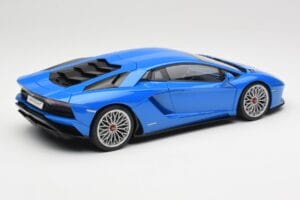 Lamborghini Aventador S LP740-4 Blue Nila AUTOart 1:18 79134 Kov – obrázek 3 z 8