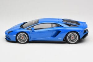Lamborghini Aventador S LP740-4 Blue Nila AUTOart 1:18 79134 Kov – obrázek 4 z 8