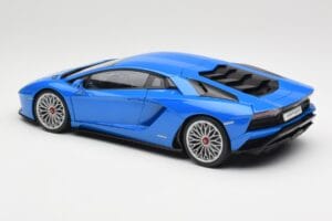 Lamborghini Aventador S LP740-4 Blue Nila AUTOart 1:18 79134 Kov – obrázek 7 z 8