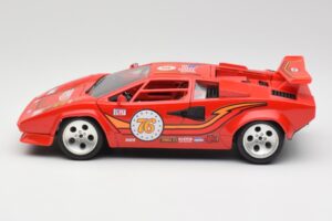 Lamborghini Countach Červený Bburago 1:18 3047 Kov – obrázek 4 z 8