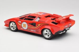Lamborghini Countach Červený Bburago 1:18 3047 Kov – obrázek 7 z 8