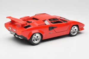 Lamborghini Countach Červený Bburago 1:18 3047-M1 Kov – obrázek 3 z 8
