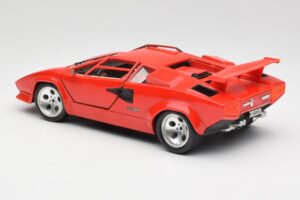 Lamborghini Countach Červený Bburago 1:18 3047-M1 Kov – obrázek 7 z 8