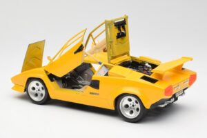 Lamborghini Countach Žlutý Bburago 1:18 3037 Kov – obrázek 5 z 8