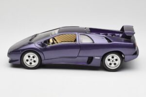 Lamborghini Diablo Fialový Maisto 1:18 3028 Kov – obrázek 4 z 8