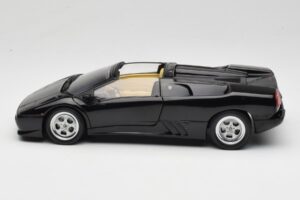 Lamborghini Diablo Roadster Černý AUTOart 1:18 70093-R1 Kov – obrázek 5 z 10